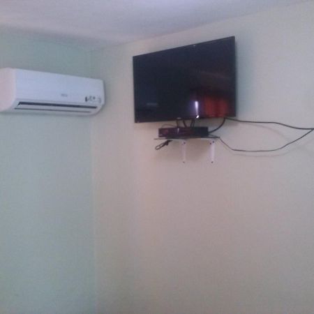 Hotel Cacique Barahona Екстериор снимка